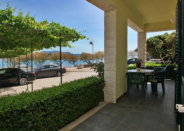 아파트 Marijana 스레세르